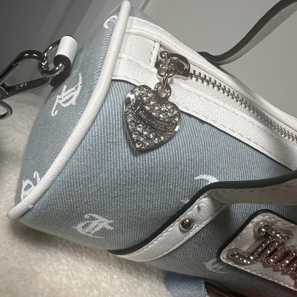Juicy couture blue and white barrel bag - Picture 5 of 5